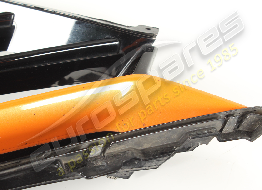 used eurospares lh complete radiator grill ( shiny black ). part number eap1550907 (2)