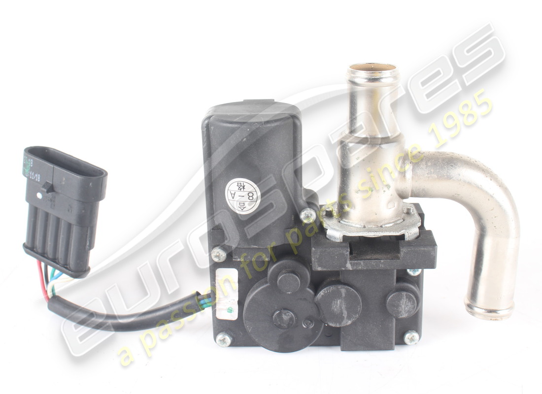 USED FERRARI RH TGK VALVE. PART NUMBER 67635900 (2) used ferrari rh tgk valve. part number 67635900 (2)