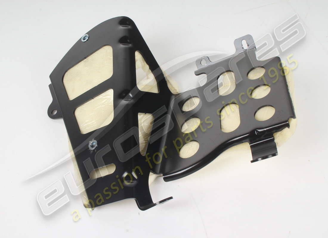 USED Ferrari STAFFA SOST POGGIA PIEDE PIL . PART NUMBER 795933 (1)