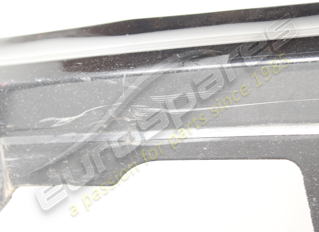used ferrari complete lh sill trim. part number 85153810 (6)
