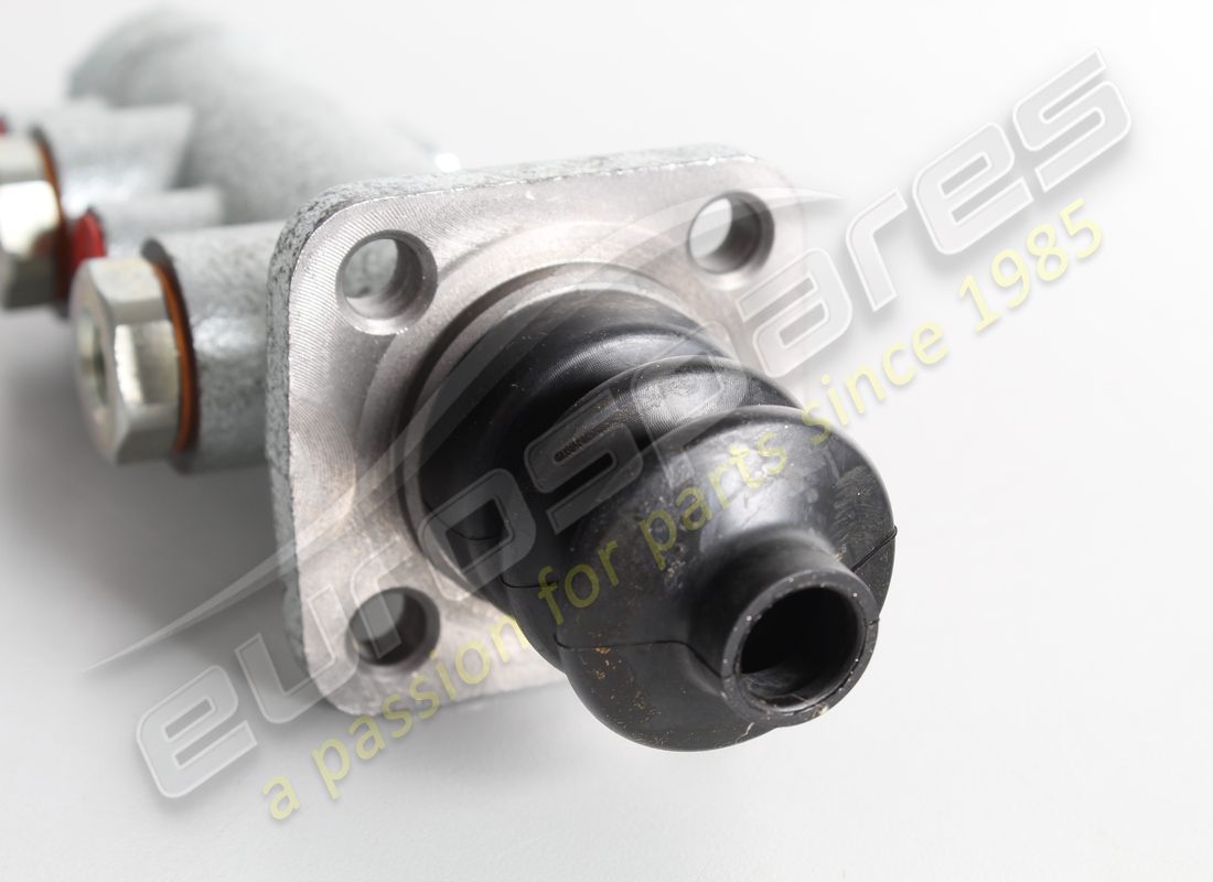 new eurospares brake cylinder. part number 004205397 (2)