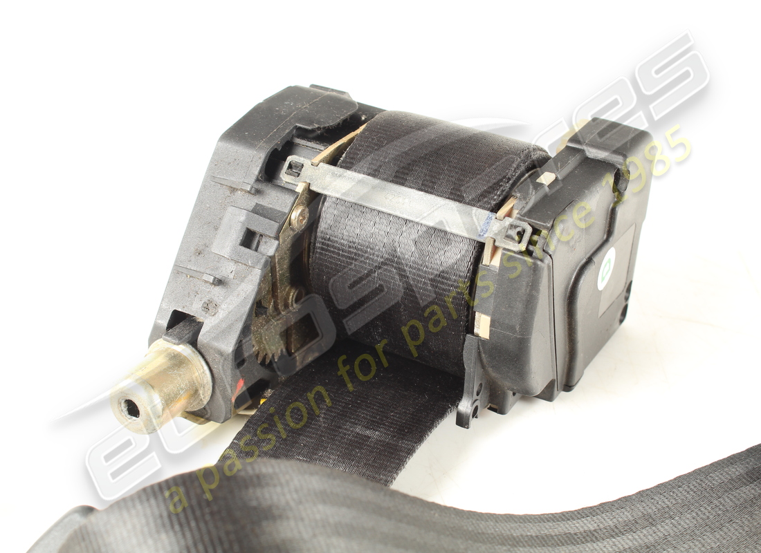used maserati complete rh seat belt winder bran. part number 388150338 (2)