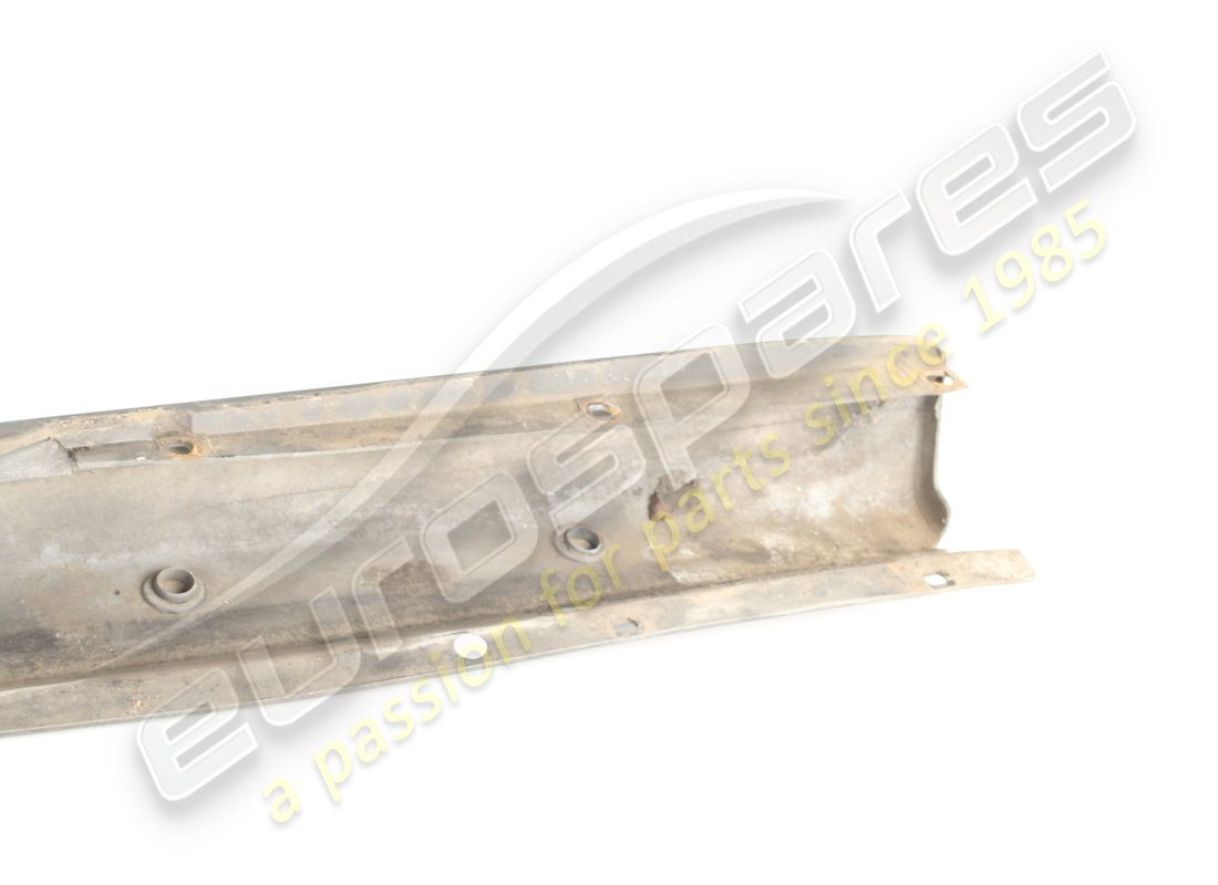 used maserati rh side skirt. part number 980000906 (8)