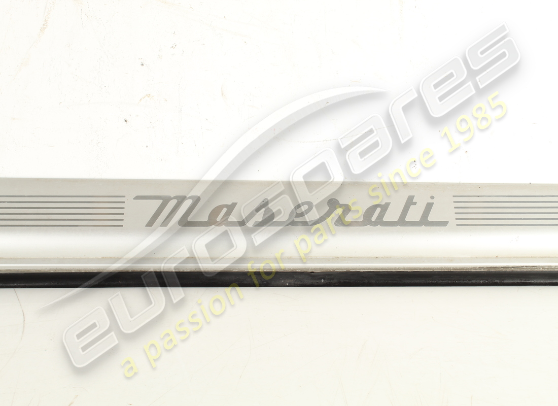 USED MASERATI RH UNDERDOOR MOULDING. PART NUMBER 386100314 (4) used maserati rh underdoor moulding. part number 386100314 (4)