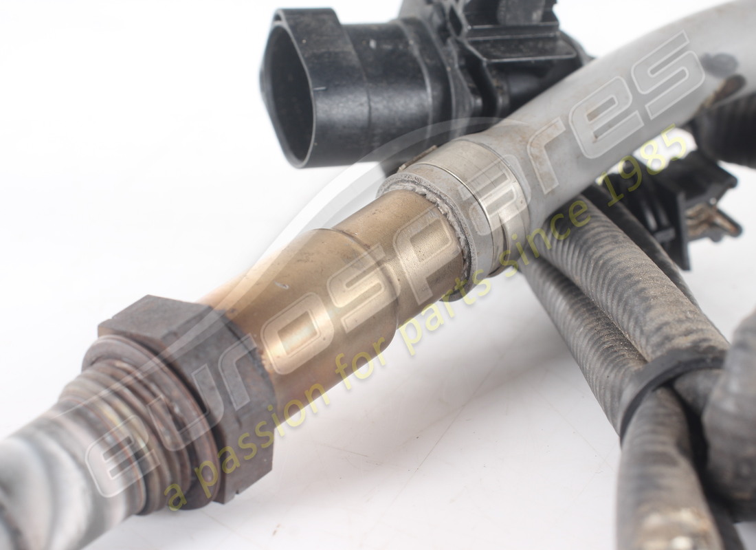 used ferrari front oxygen sensor. part number 292582 (3)
