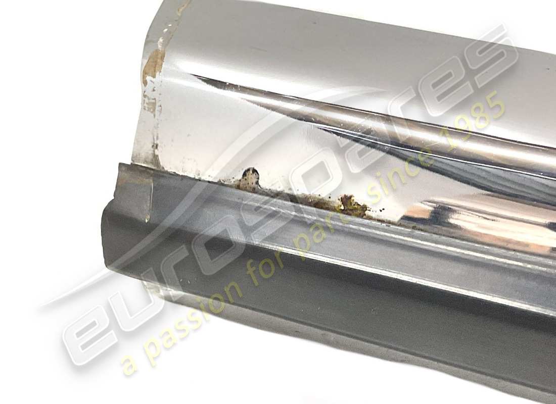 used ferrari rh rear quarter bumper. part number 20093803 (4)