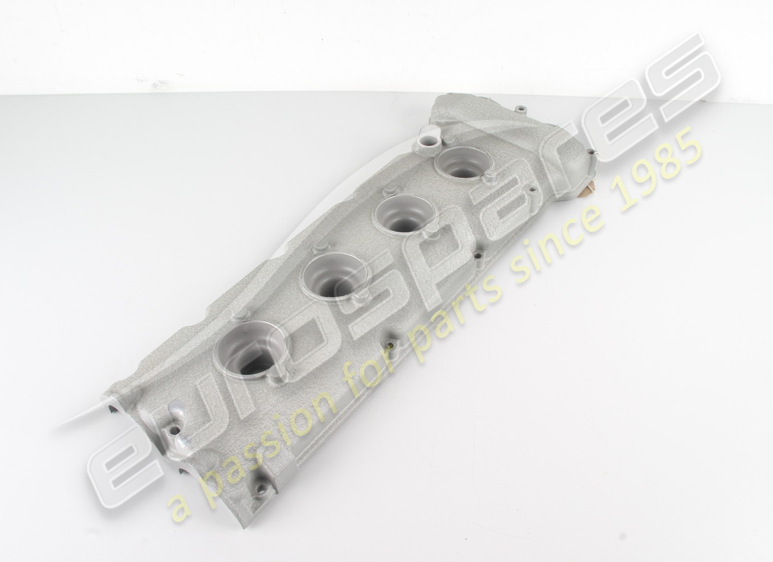 new ferrari cam cover part of head. part number 176479 (1)
