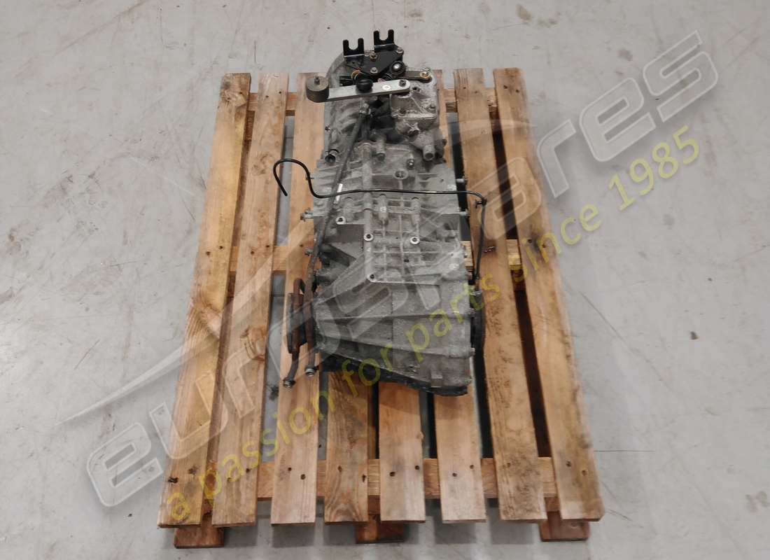 USED Aston Martin TRANSMISSION ASSEMBLY, MANUAL . PART NUMBER 6G337002AJ (1)