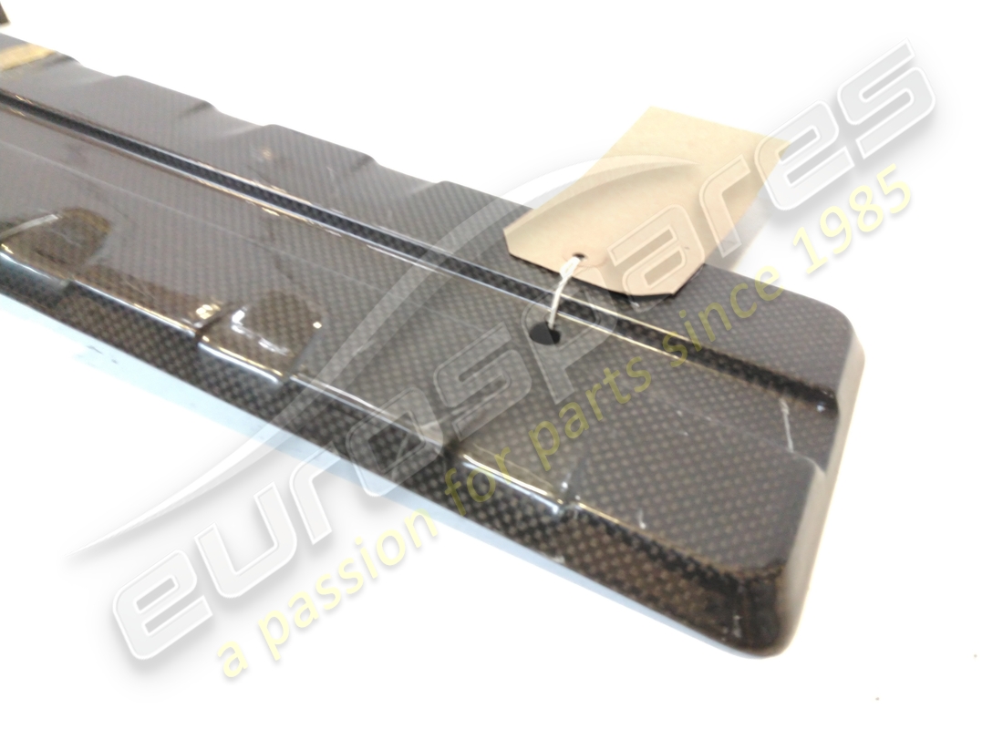 used lamborghini cover part. part number 07m103926p (3)