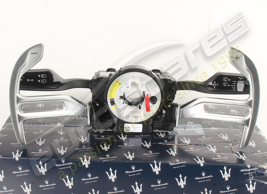 new maserati switch guide. part number 670264698 (8)