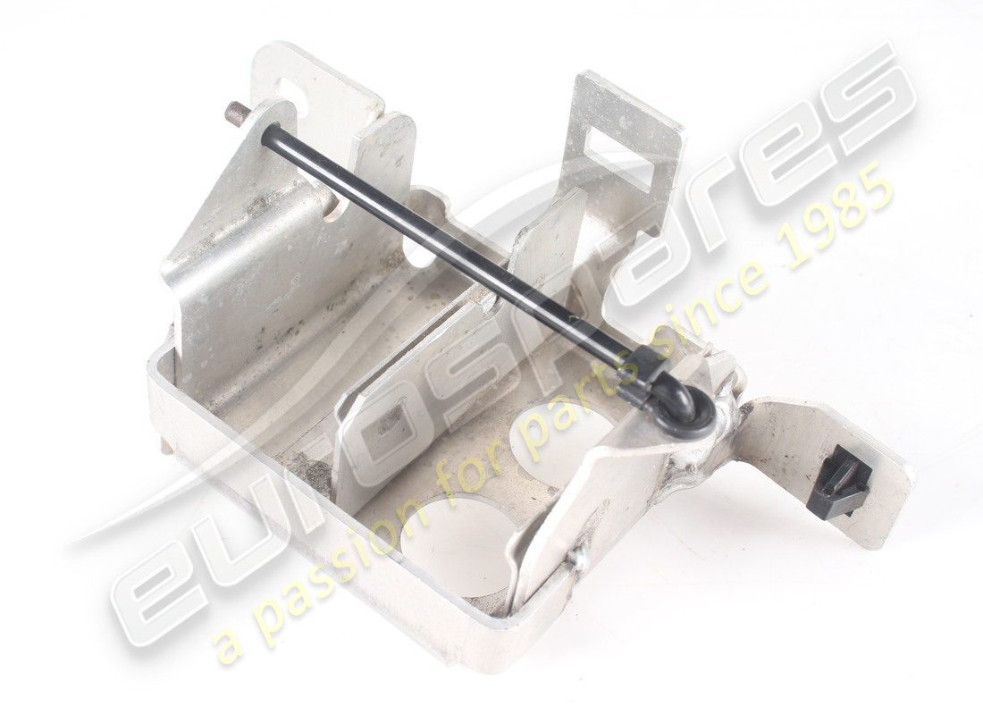 USED Ferrari TGK VALVE MOUNTING BRACKET . PART NUMBER 84066200 (1) USED Ferrari TGK VALVE MOUNTING BRACKET . PART NUMBER 84066200 (1)