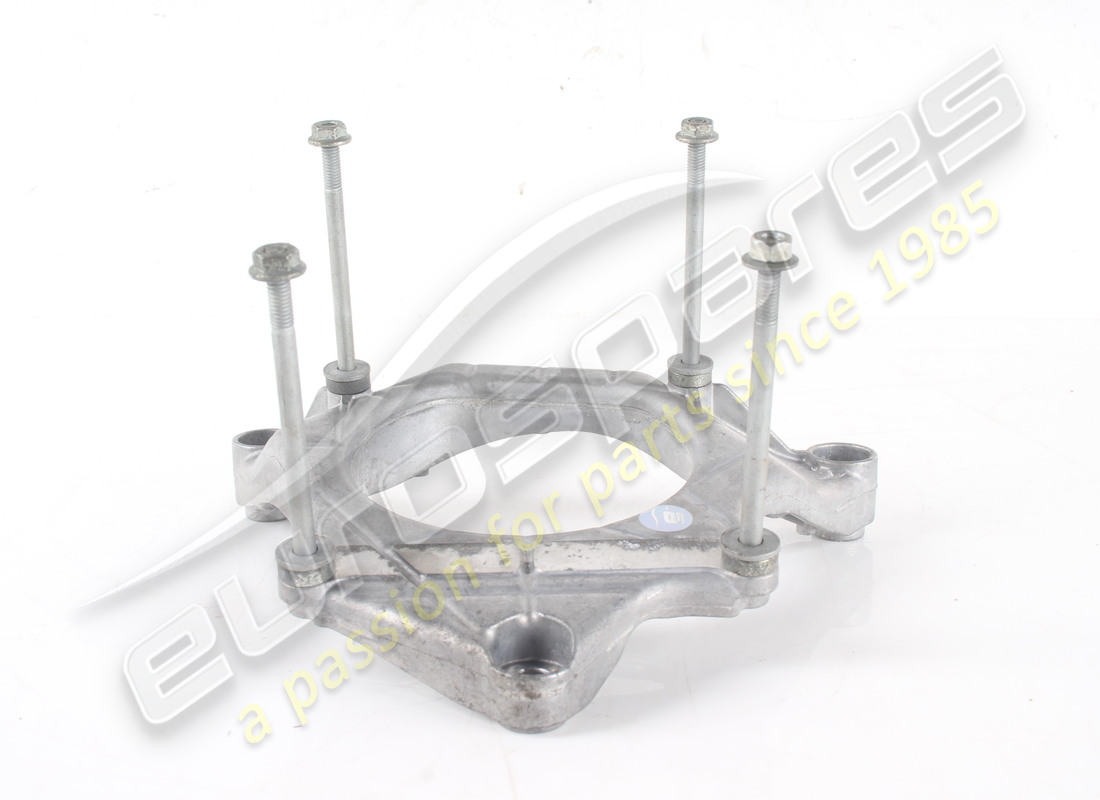 USED FERRARI MOUNTING. PART NUMBER 318265 (5) used ferrari mounting. part number 318265 (5)
