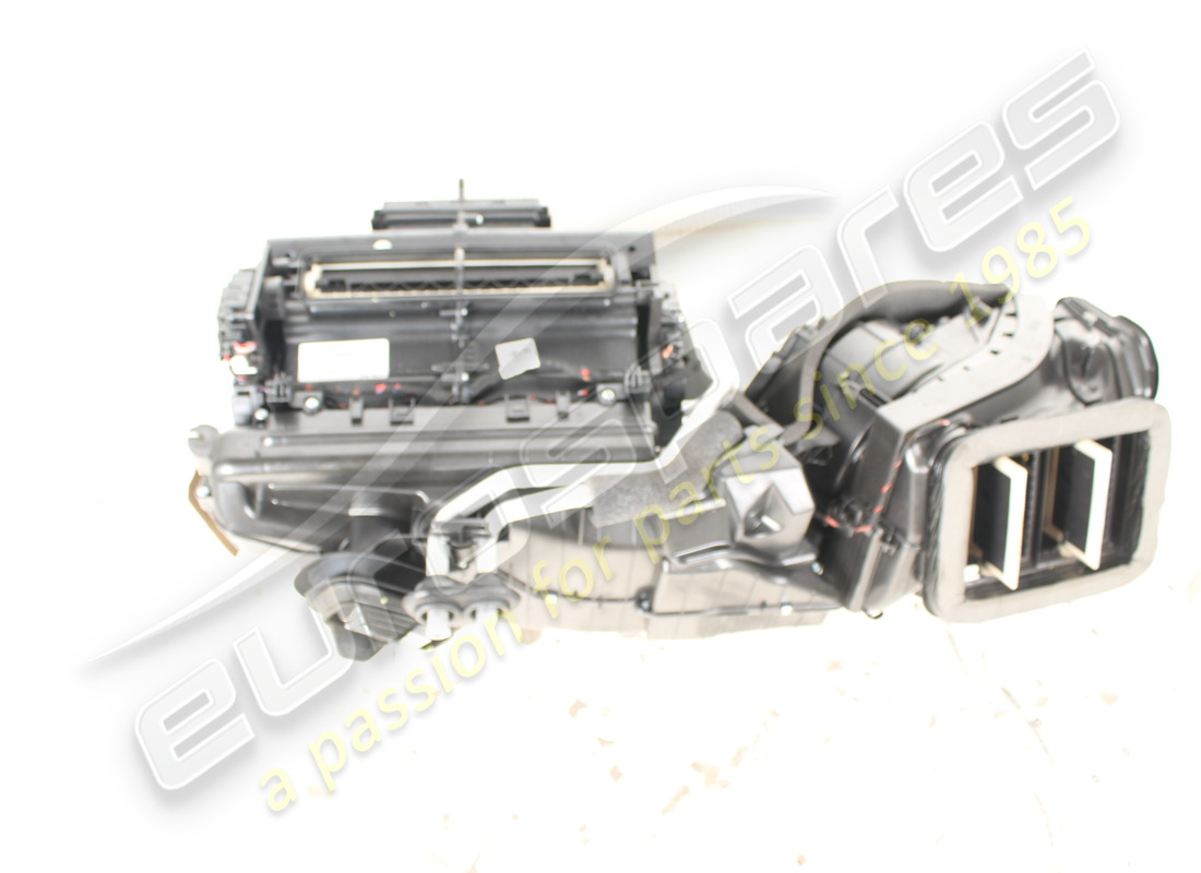 used eurospares complete evaporator housing with fan. part number eap1492307 (2)