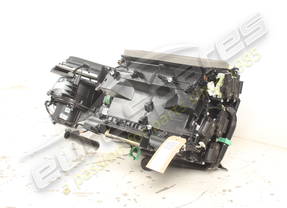used maserati rhd hvac assembly. part number 670303419 (3)