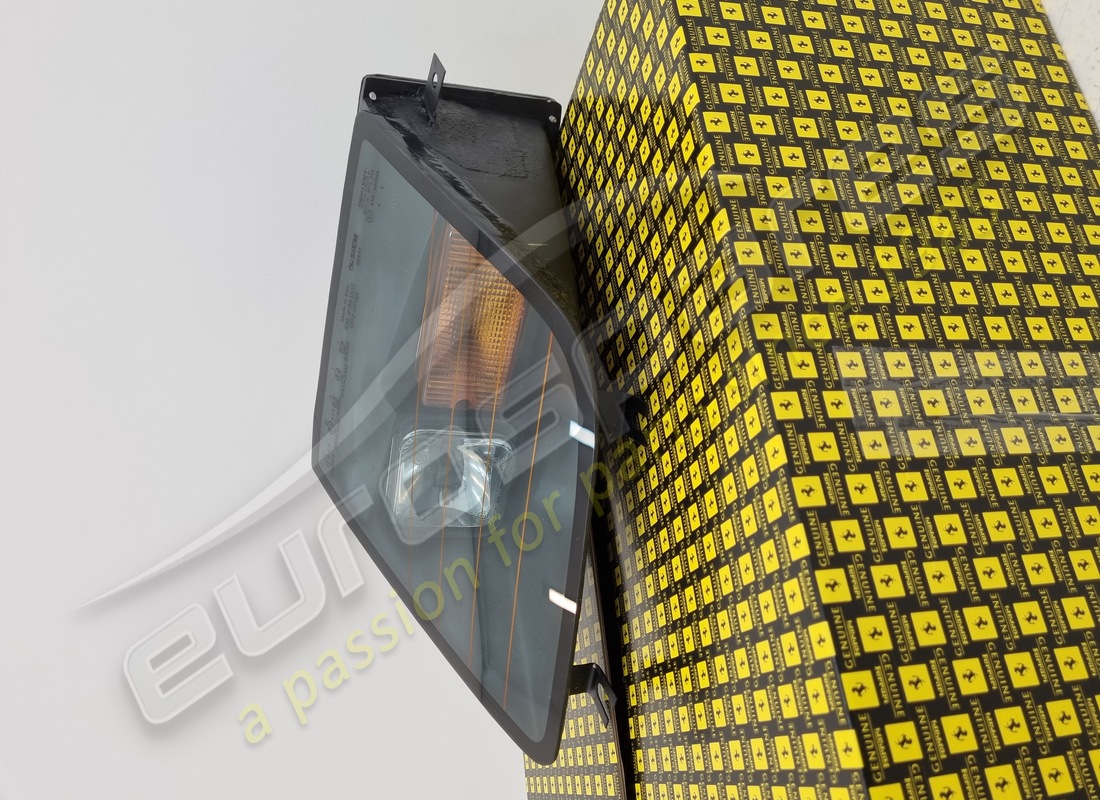 new ferrari lh indicator lamp assembly. part number 135081 (1)