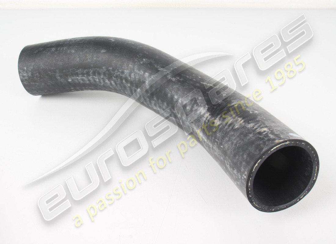 new aston martin hose pipe-radiator. part number 1r12322872af (1)