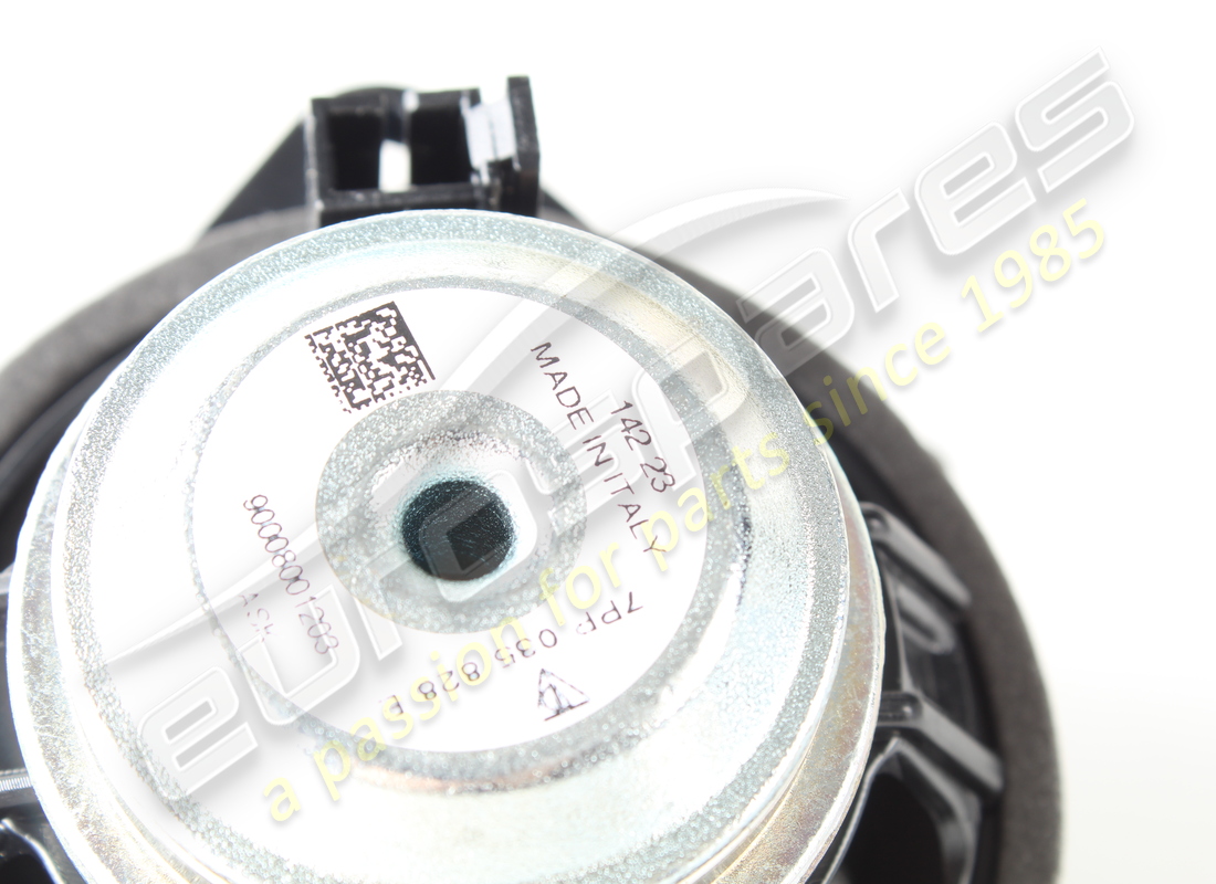 new porsche loudspeaker. part number 7pp035828e (3)