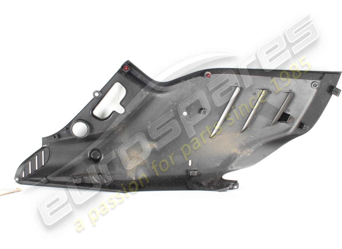 used ferrari paratia estetica vano motore. part number 975905 (2)