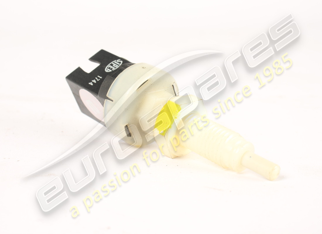 used ferrari switch. part number 133555 (2)