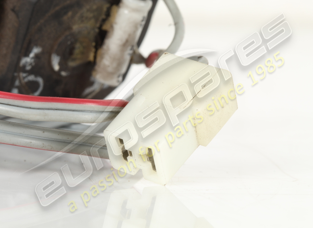 used ferrari speaker. part number 62462600 (4)