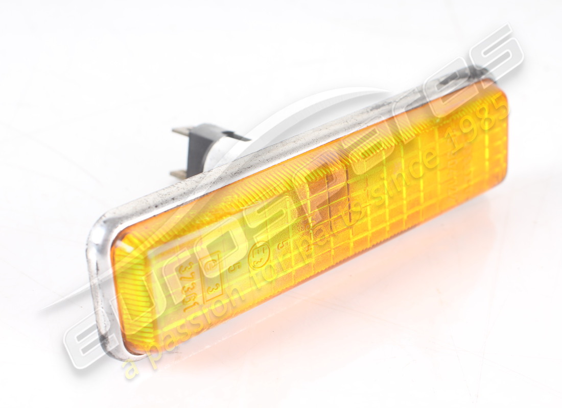 USED MASERATI SIDE DIRECTION INDICATOR. PART NUMBER 373180127 (1) used maserati side direction indicator. part number 373180127 (1)