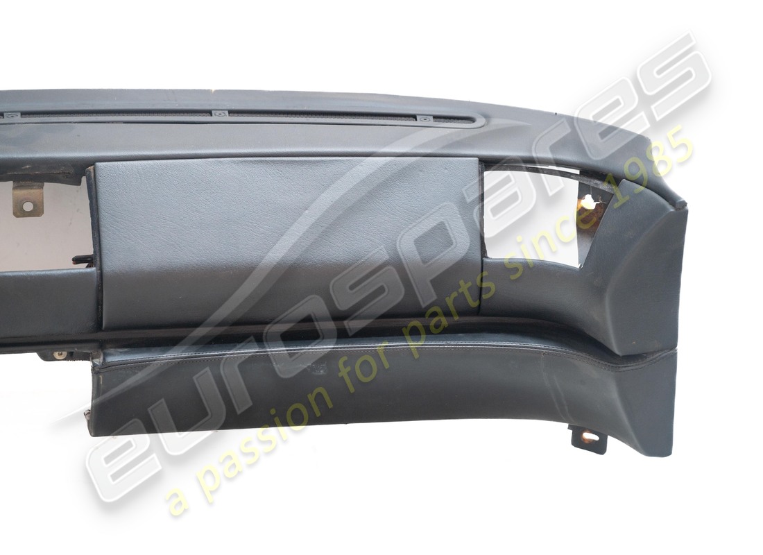 damaged ferrari lhd dashboard black. part number 63303900 (3)