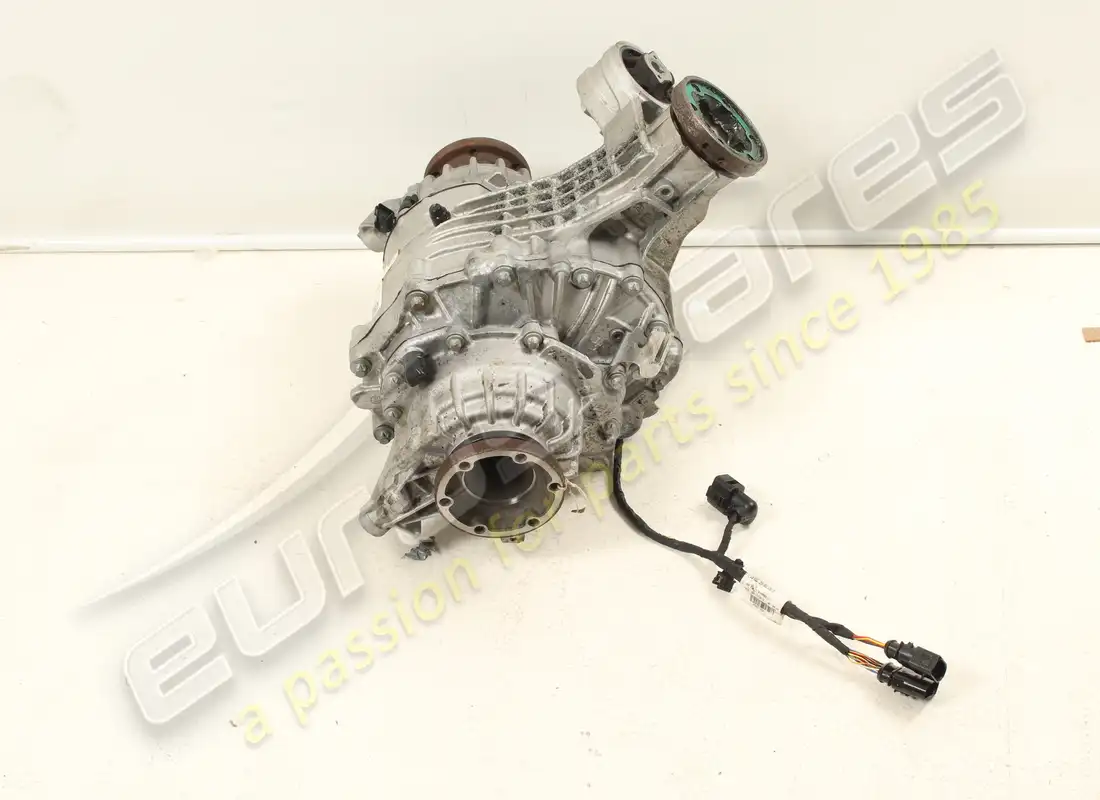 used lamborghini rear differential 43/13. part number 0bx500043c (3)