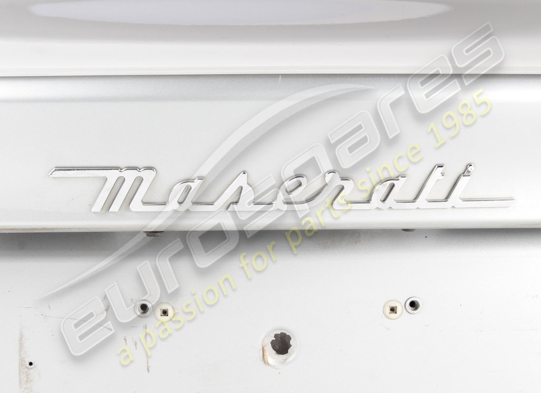 used maserati complete rear lid. part number 673005300 (4)