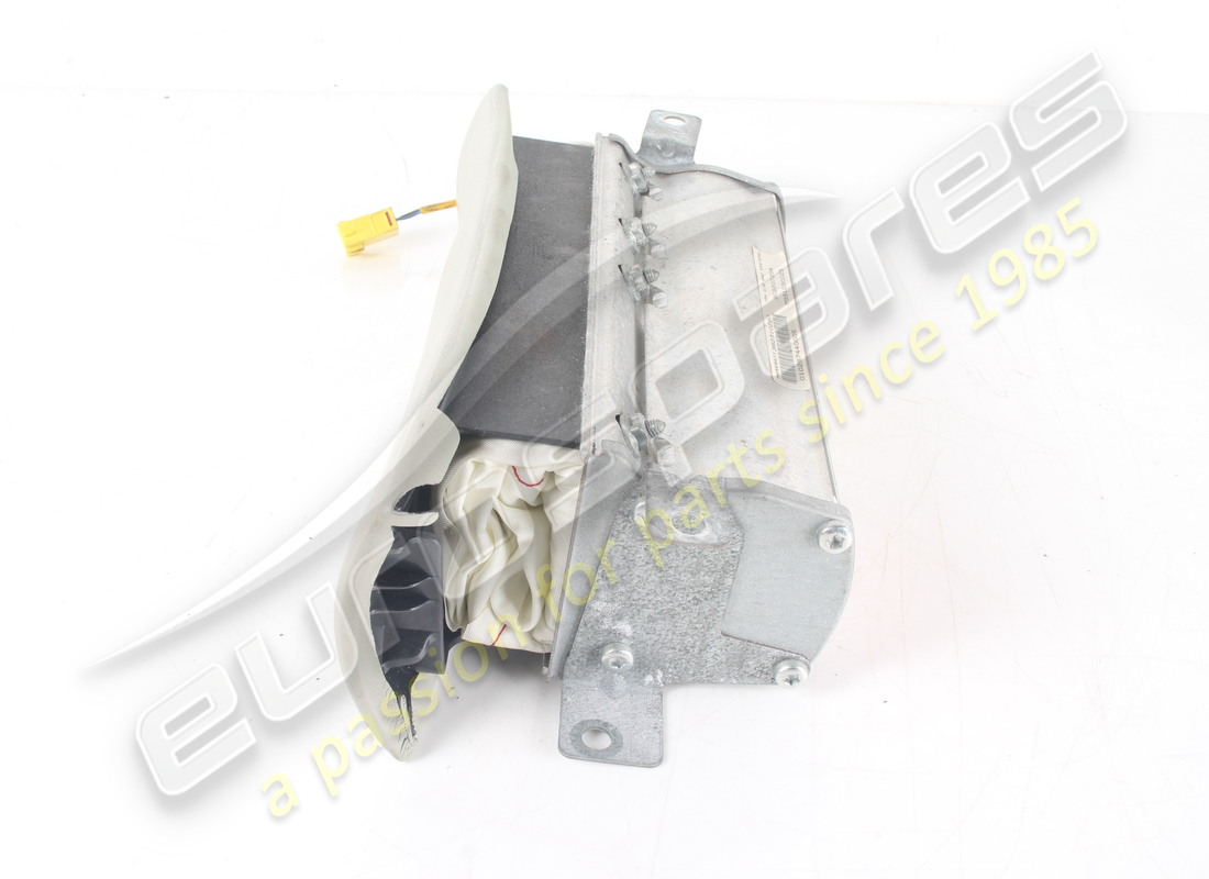 used maserati passenger side airbag rhd part number 9810006.. (2)