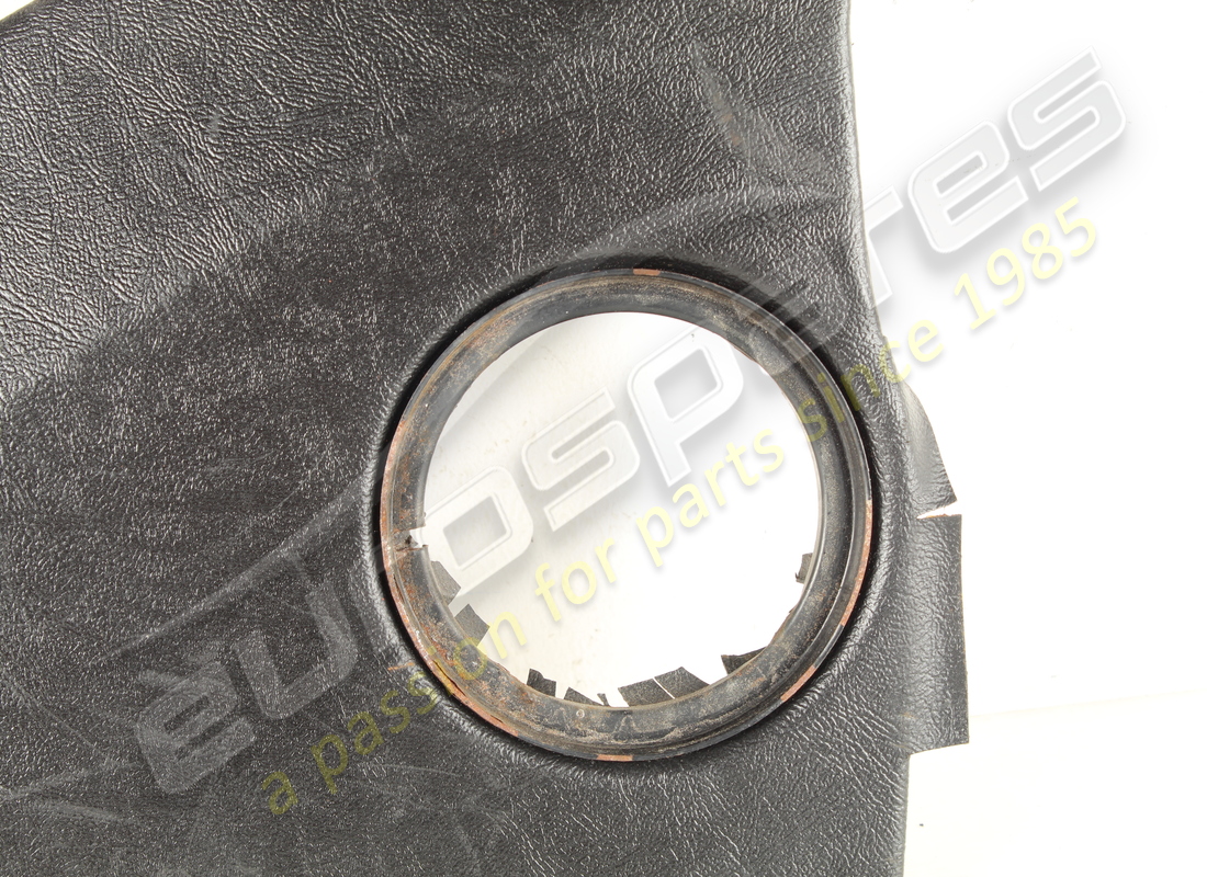 USED FERRARI LH SIDE AIR VENT CARPET LHD PART NUMBER 2556220700 (2) used ferrari lh side air vent carpet lhd part number 2556220700 (2)