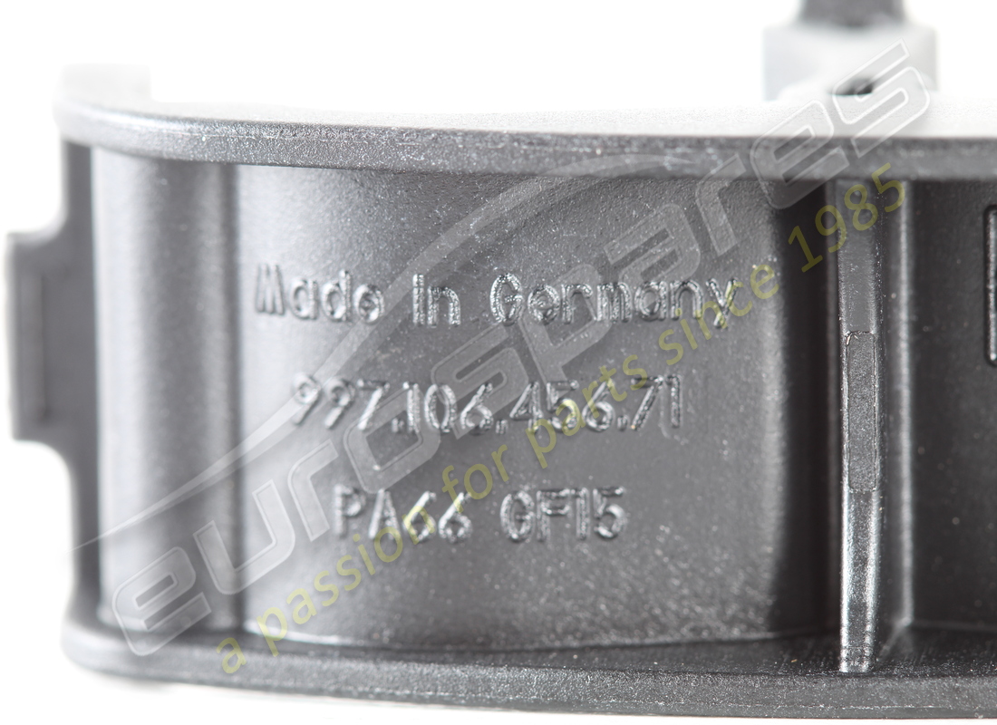 new porsche retainer. part number 99710645671 (4)