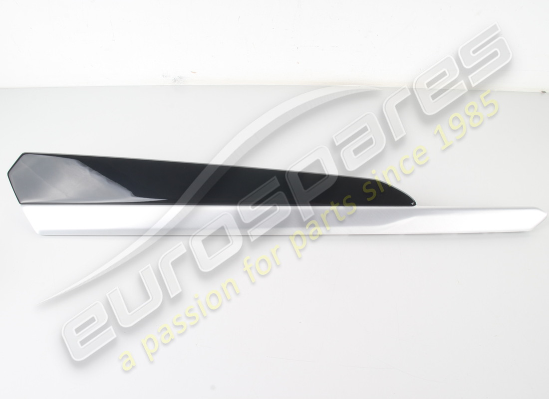 new lamborghini carrier wood piano black. part number 4ml867224ag (1)