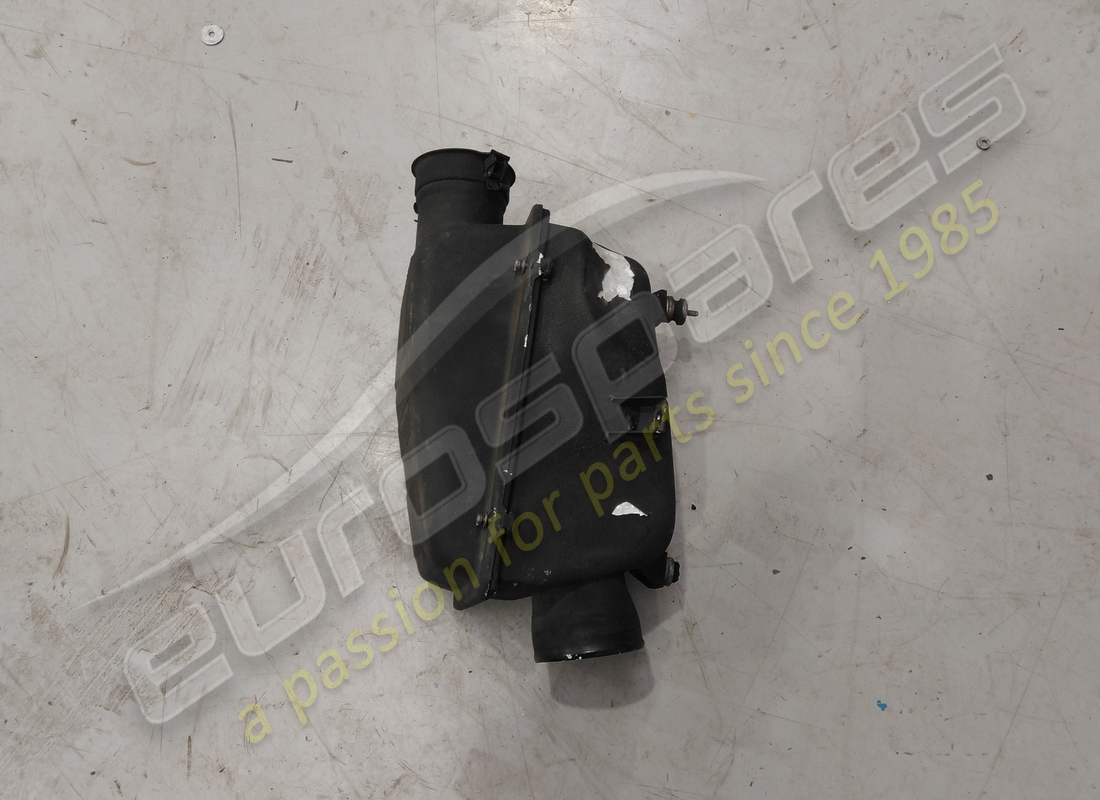 damaged ferrari lh air intake. part number 162635 (1)