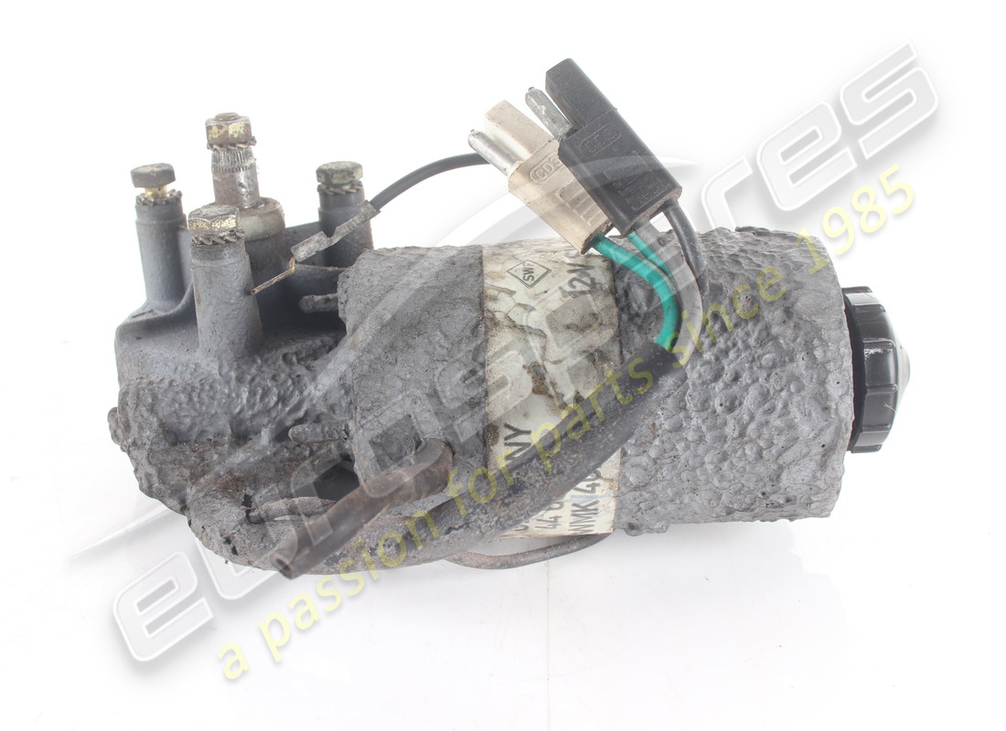 USED FERRARI HEADLIGHT LIFTING MOTOR. PART NUMBER 172535 (4) used ferrari headlight lifting motor. part number 172535 (4)
