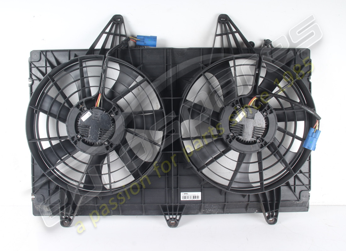 USED Ferrari COWL WITH ELECTRIC FANS . PART NUMBER 267211 (1)