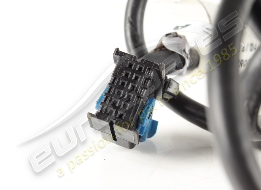 used ferrari usb-ndm socket cable. part number 311948 (3)