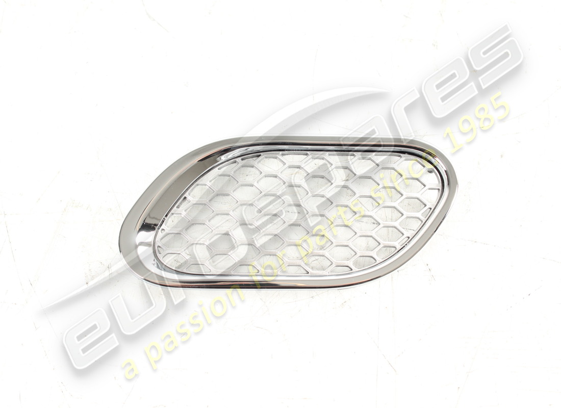 new maserati rh lateral air outlet open. part number 69283200 (2)