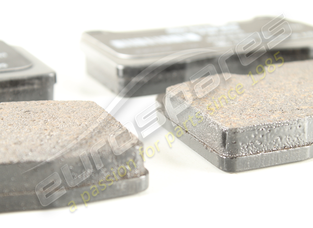 new lamborghini 1 set of brake pads for disc. part number 470698451d (3)