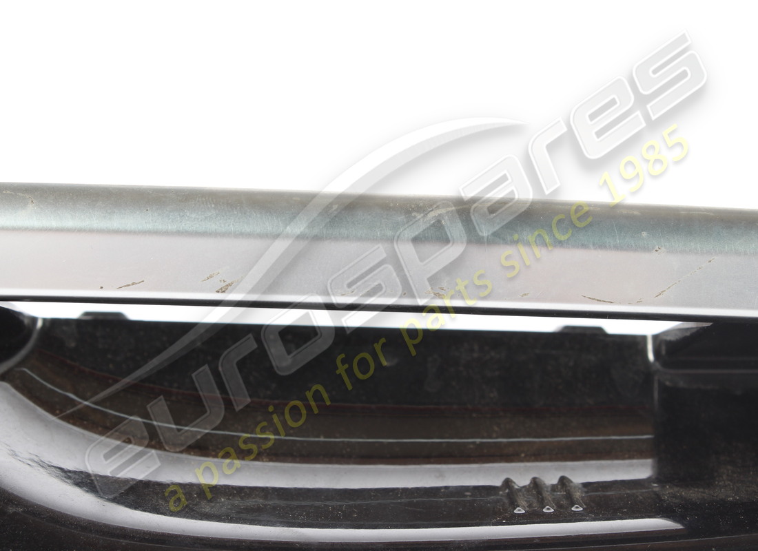 used maserati lh door outer handle. part number 670207762 (2)