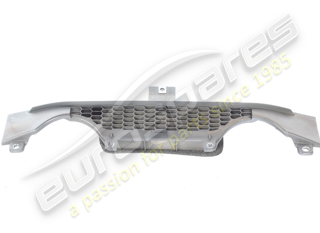 damaged ferrari central diffuser surround. part number 89090800 (2)