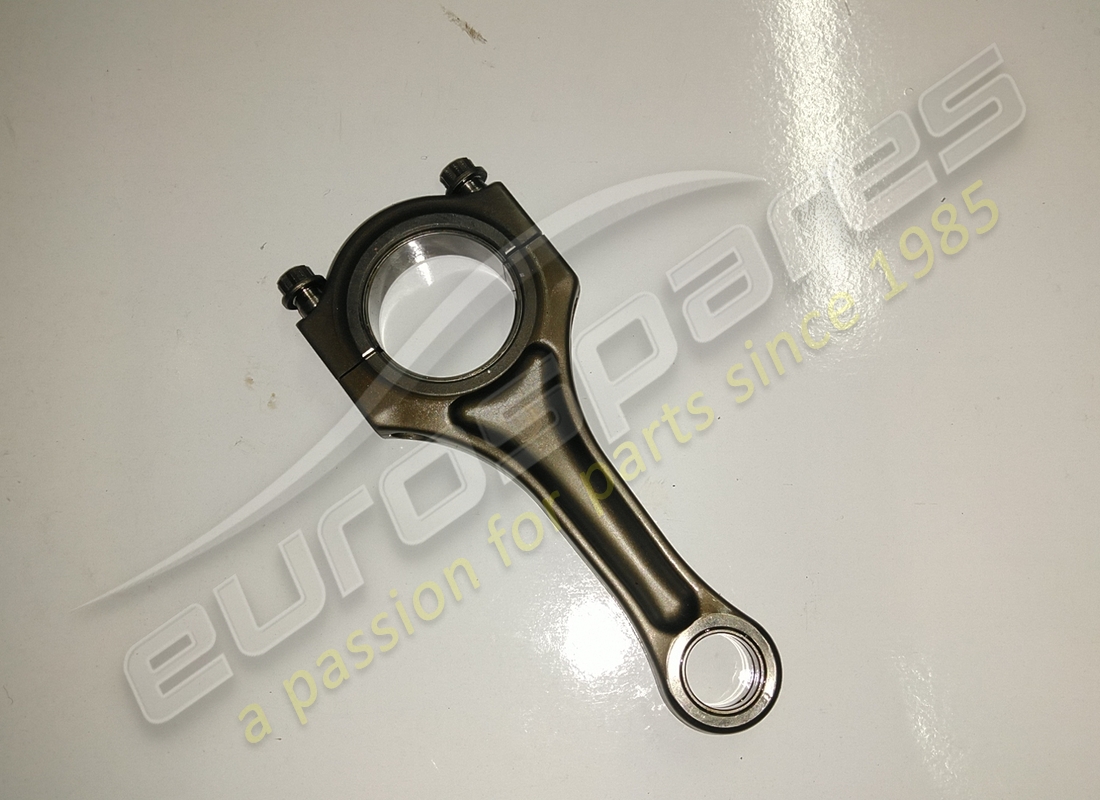 used ferrari connecting rod. part number 170048 (1)