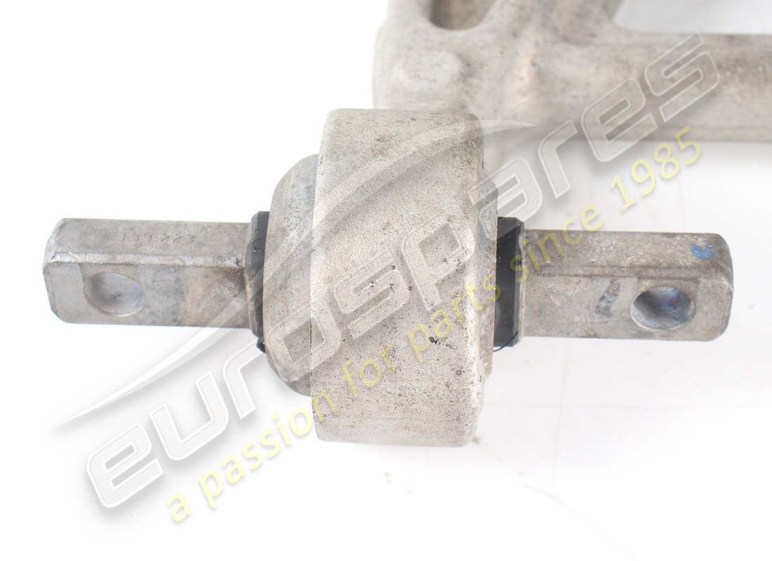 used ferrari complete rh front lower arm. part number 268897 (3)