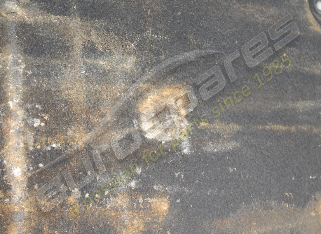 damaged ferrari complete lh centre flat undert. part number 88084000 (2)