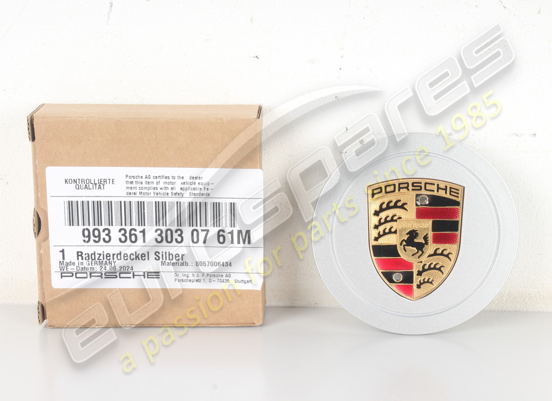 new porsche wheel cap - porsche crest - d >>- mj 1996 silver. part number 9933613030761m (3)