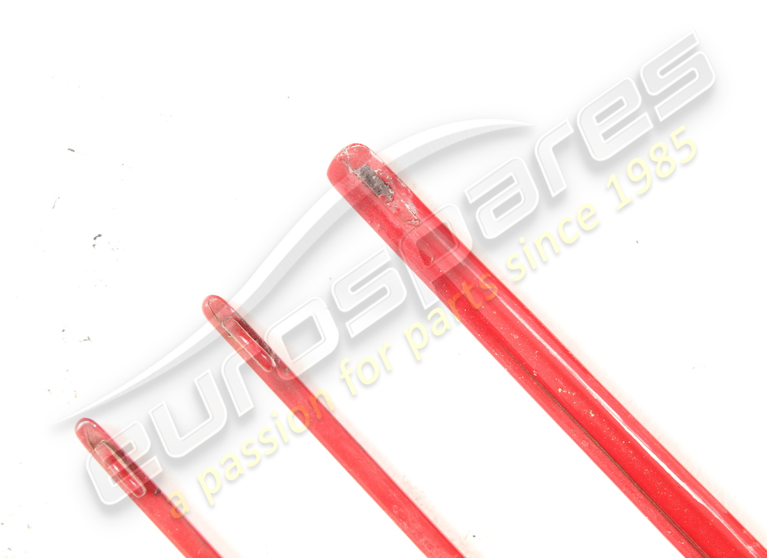 used ferrari rh grille. part number 61780010 (4)