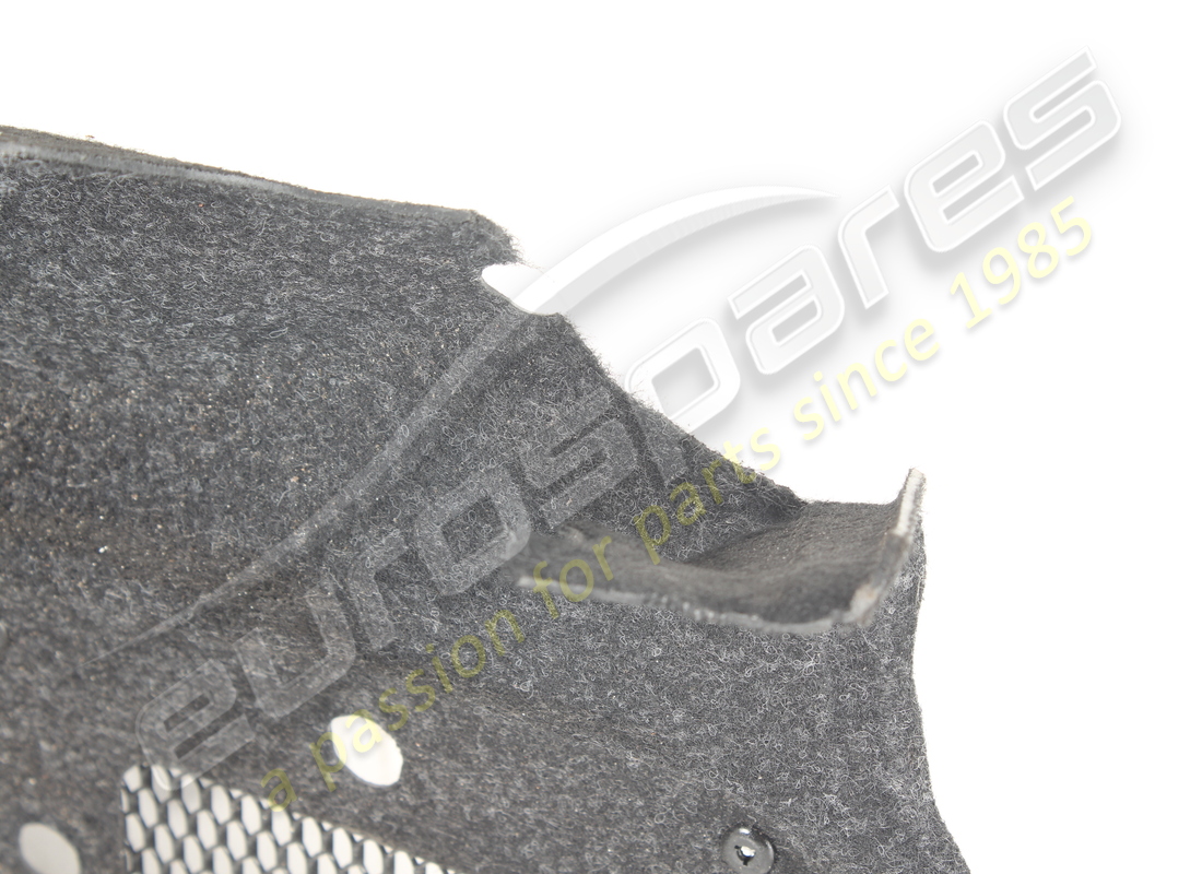 damaged ferrari riparo v.ruota ant. parte an. part number 88064400 (2)