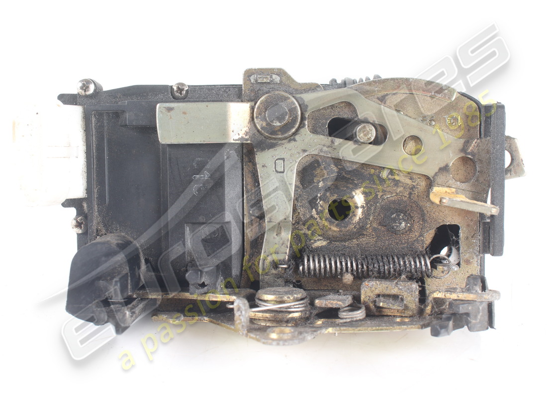 used maserati rear rh door lock. part number 374500246 (4)