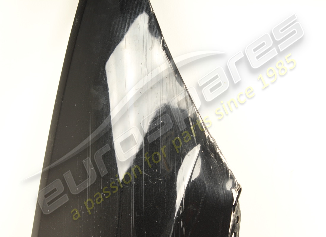 damaged lamborghini rh front fender. part number 4ml821106a (4)