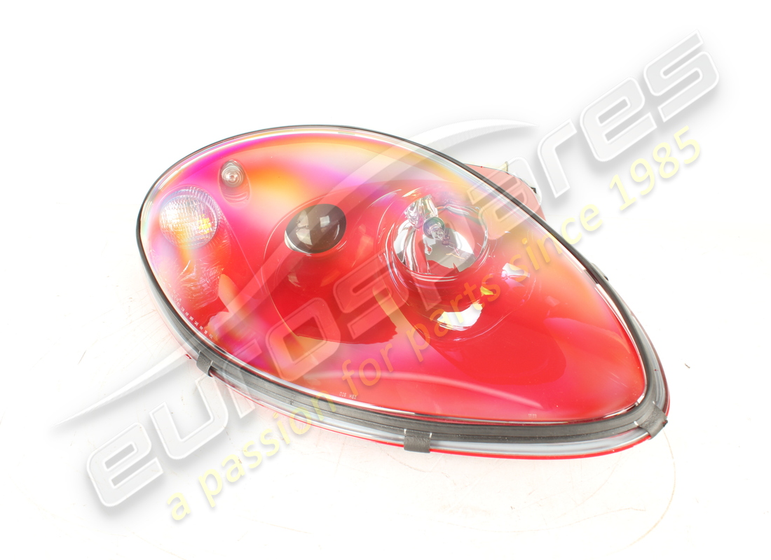 new ferrari rh front headlamp rosso corsa red (rhd - non xenon). part number 72001369 (1)