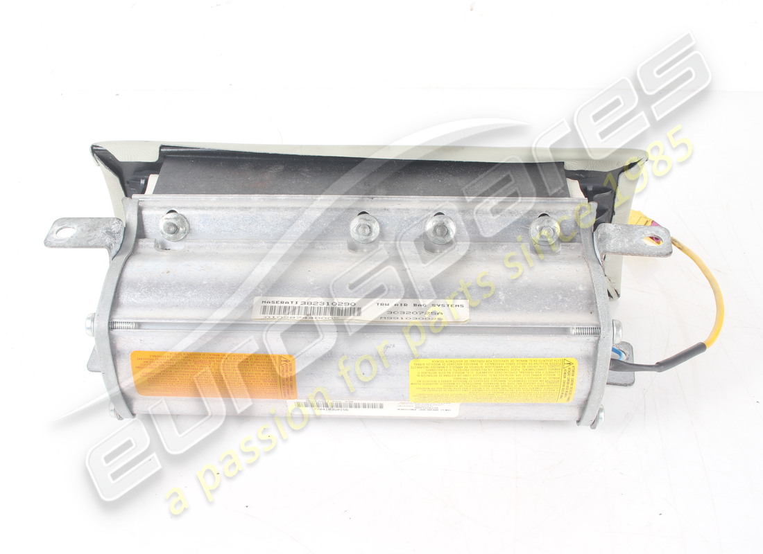 used maserati passenger side airbag rhd part number 9810006.. (3)